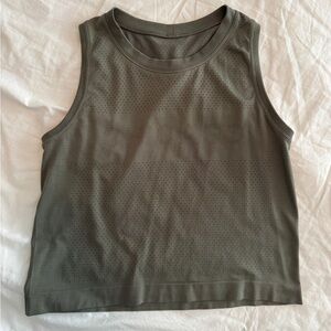 Lululemon Chicago Tank
